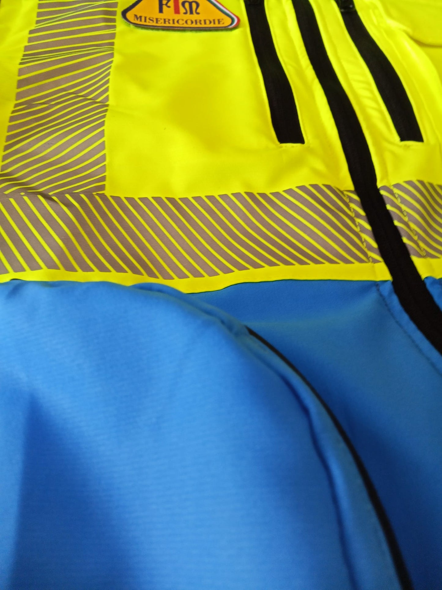 UNIFORME + TERMICA DELLA MISERICORDIA