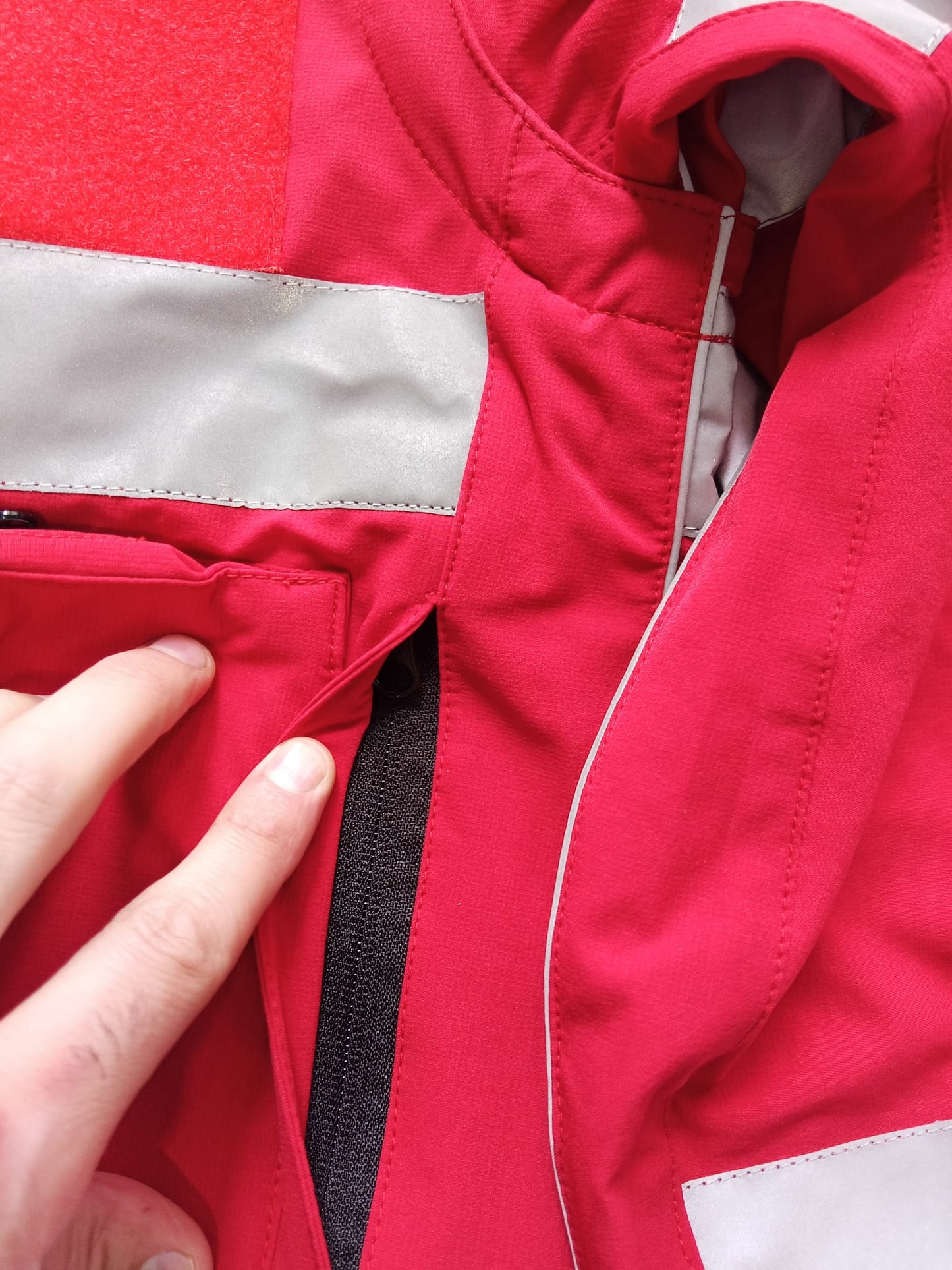 DIVISA DA INTERVENTO CROCE ROSSA